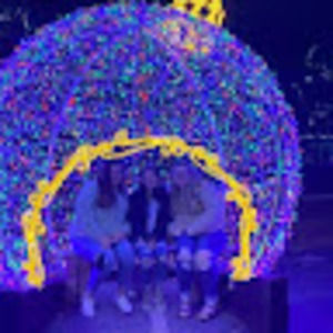 Meet your Posher, Elizabeth